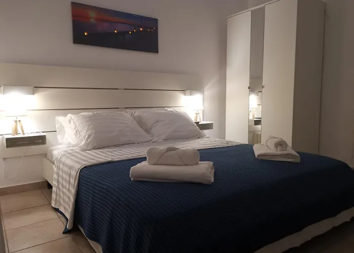 Alana Apartment